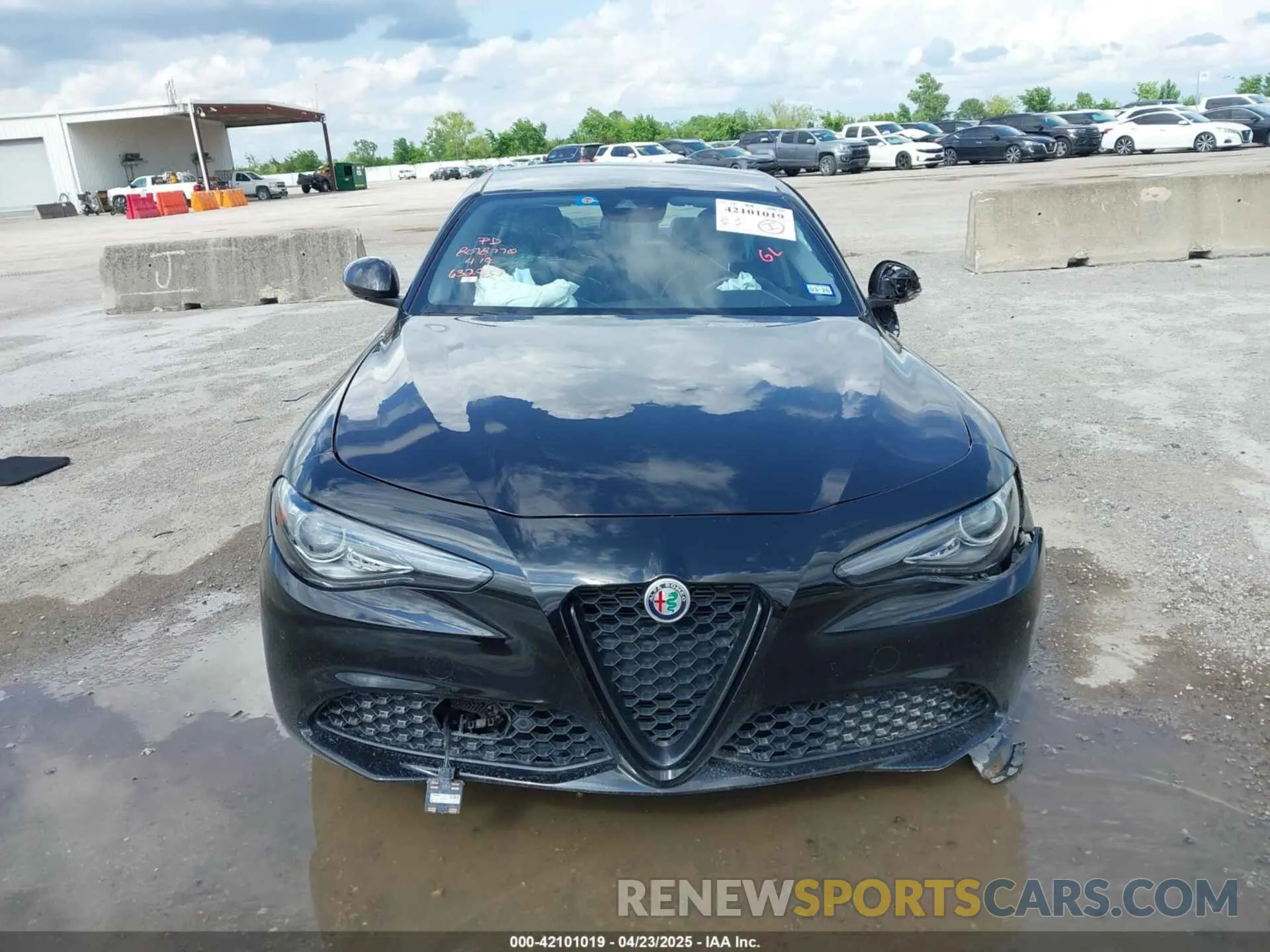 12 Photograph of a damaged car ZARFAMAN3L7632937 ALFA ROMEO GIULIA 2020