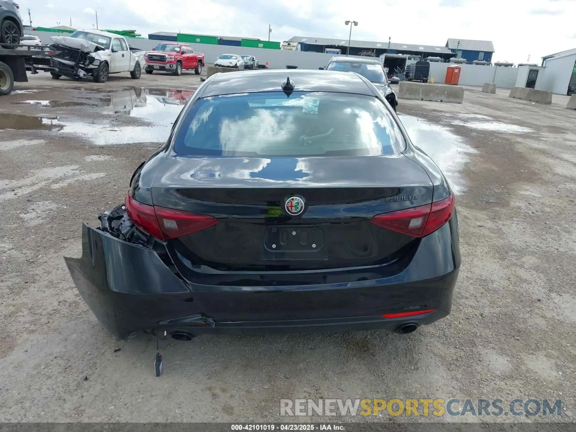 16 Photograph of a damaged car ZARFAMAN3L7632937 ALFA ROMEO GIULIA 2020