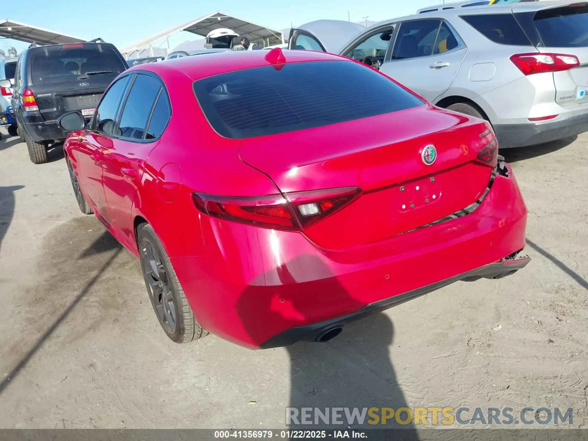3 Photograph of a damaged car ZARFAMAN3L7636390 ALFA ROMEO GIULIA 2020
