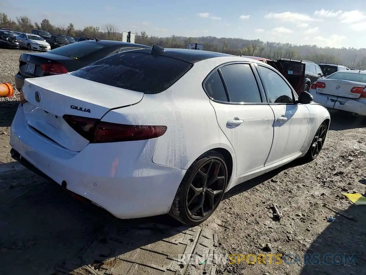 3 Photograph of a damaged car ZARFAMBN8L7634911 ALFA ROMEO GIULIA 2020