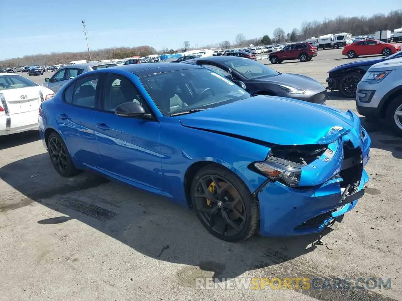 4 Photograph of a damaged car ZARFANBN0L7633662 ALFA ROMEO GIULIA 2020