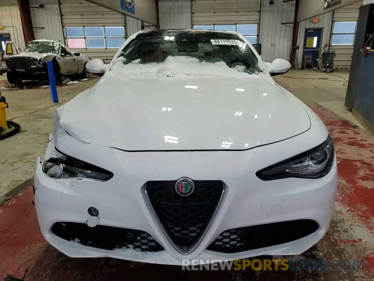 5 Photograph of a damaged car ZARFANBN1L7636408 ALFA ROMEO GIULIA 2020