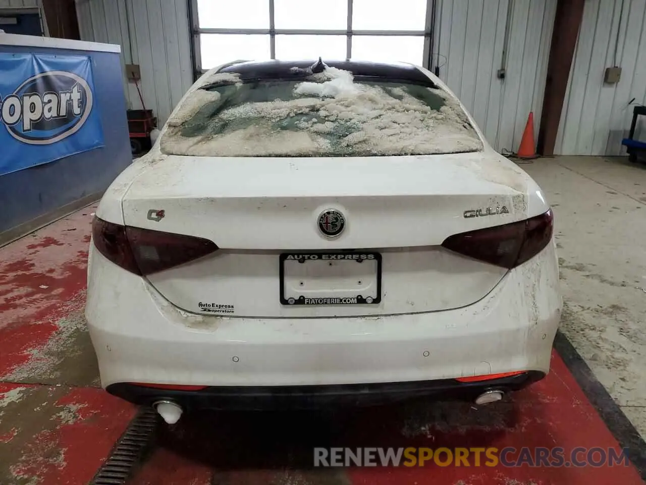 6 Photograph of a damaged car ZARFANBN1L7636408 ALFA ROMEO GIULIA 2020