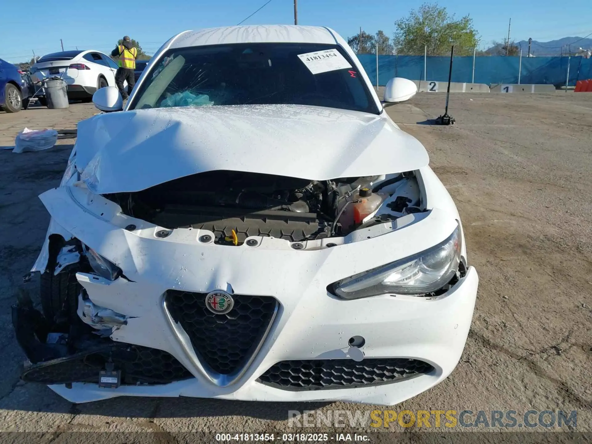 12 Фотография поврежденного автомобиля ZARFAMAN7M7638886 ALFA ROMEO GIULIA 2021