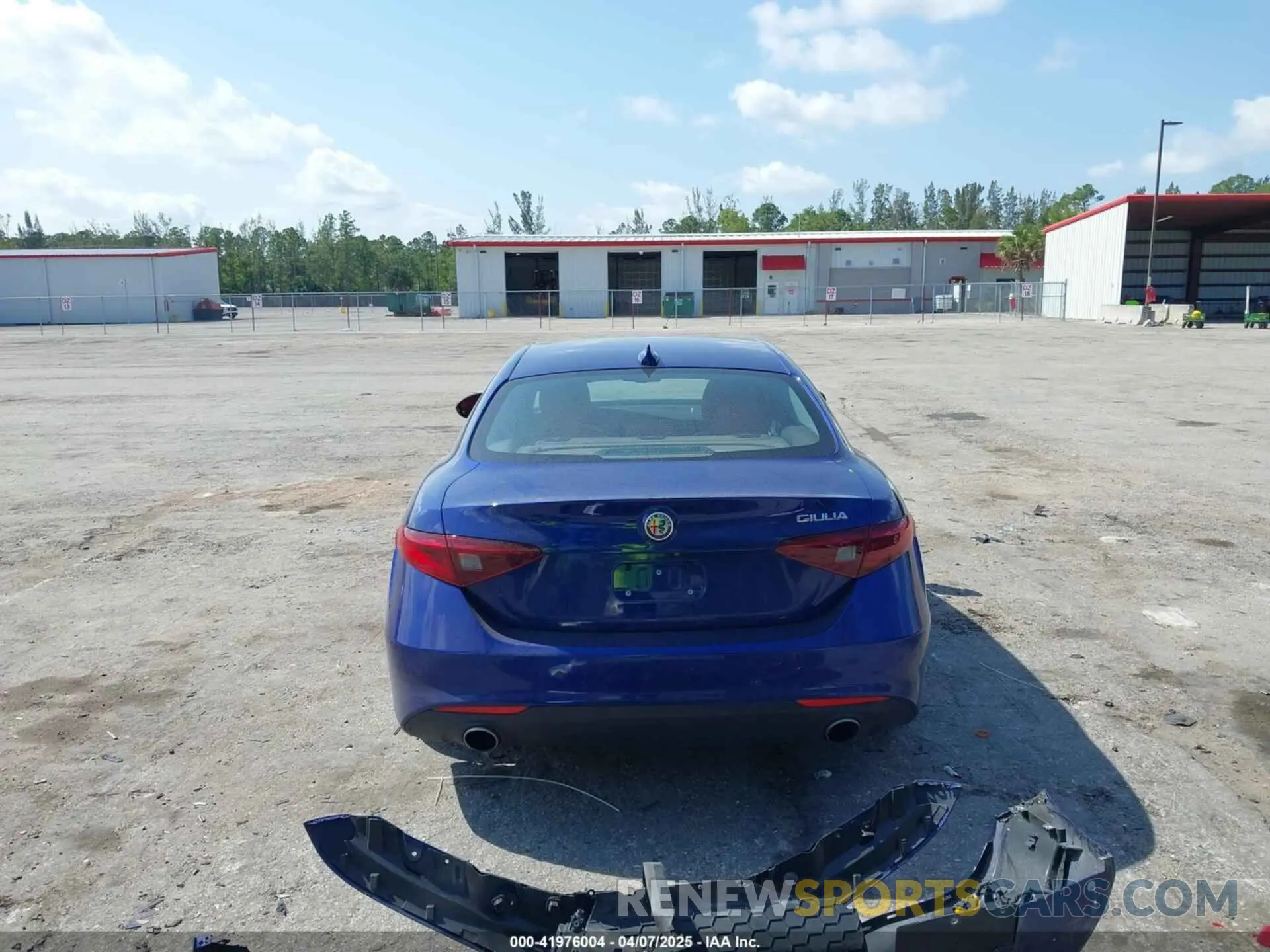 17 Фотография поврежденного автомобиля ZARFAMAN7M7643215 ALFA ROMEO GIULIA 2021