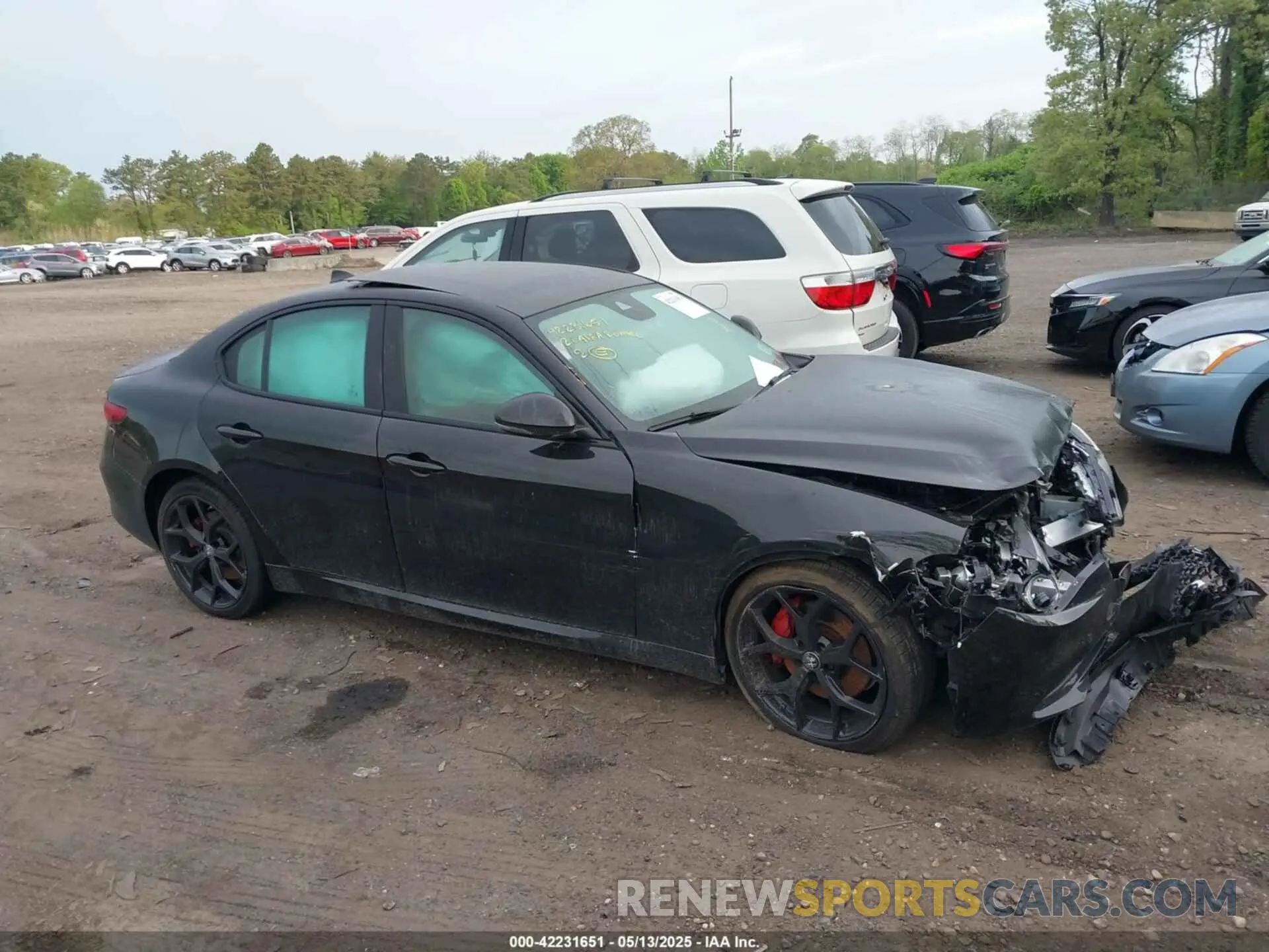 13 Photograph of a damaged car ZARFANBN5M7643816 ALFA ROMEO GIULIA 2021