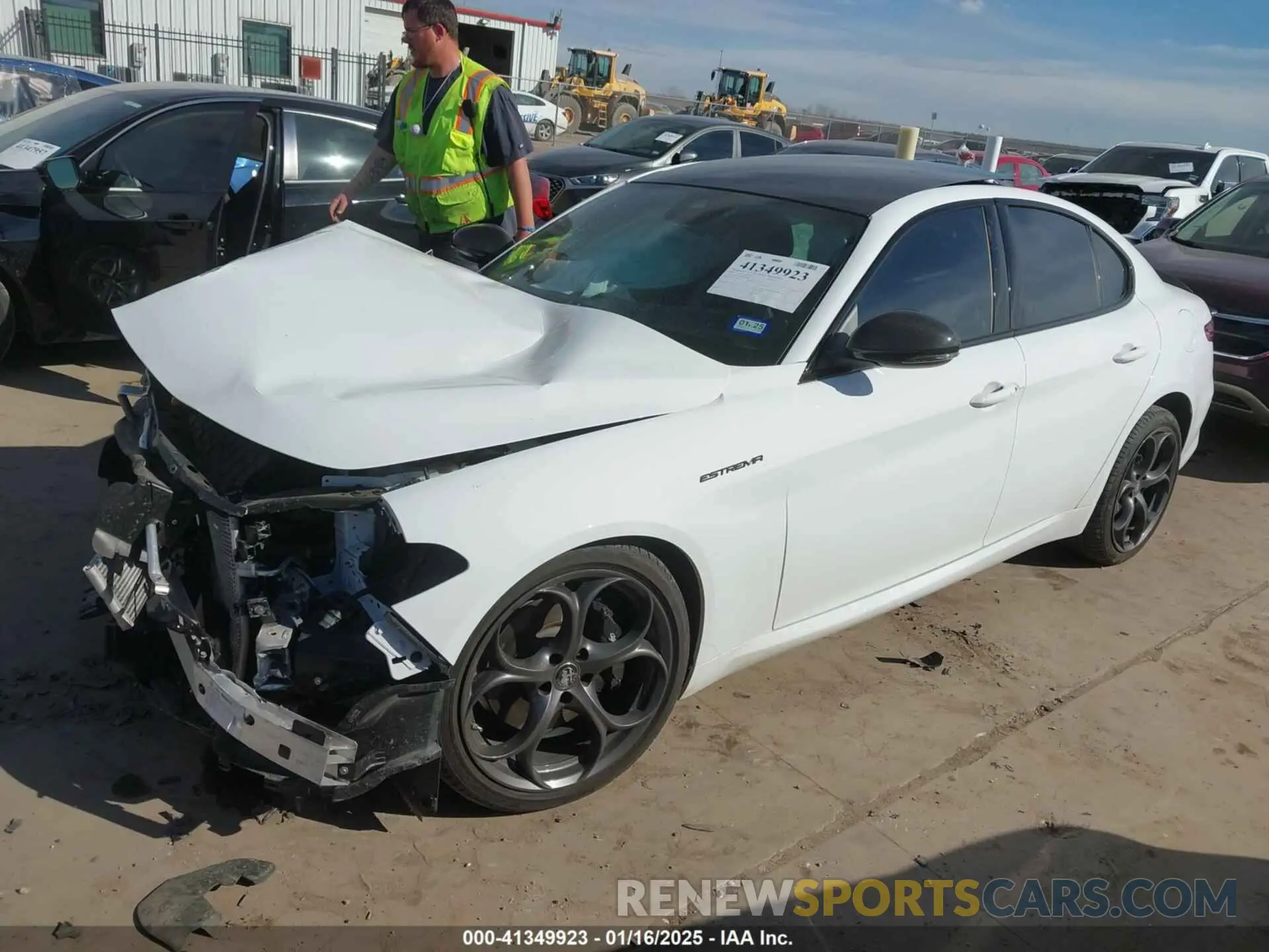 2 Photograph of a damaged car ZARFAMBN3P7670673 ALFA ROMEO GIULIA 2023