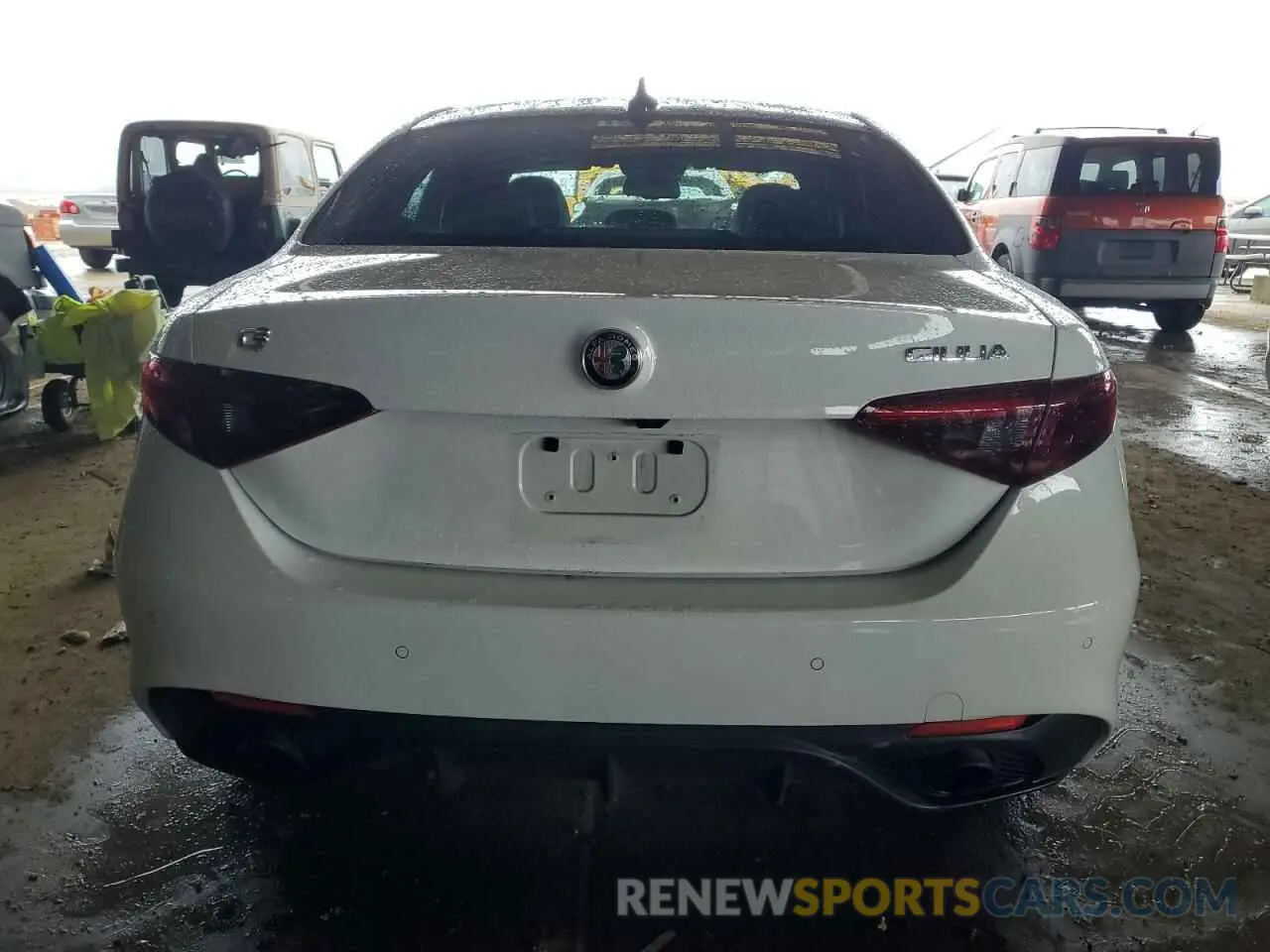 6 Photograph of a damaged car ZARFAMBN6P7669436 ALFA ROMEO GIULIA 2023