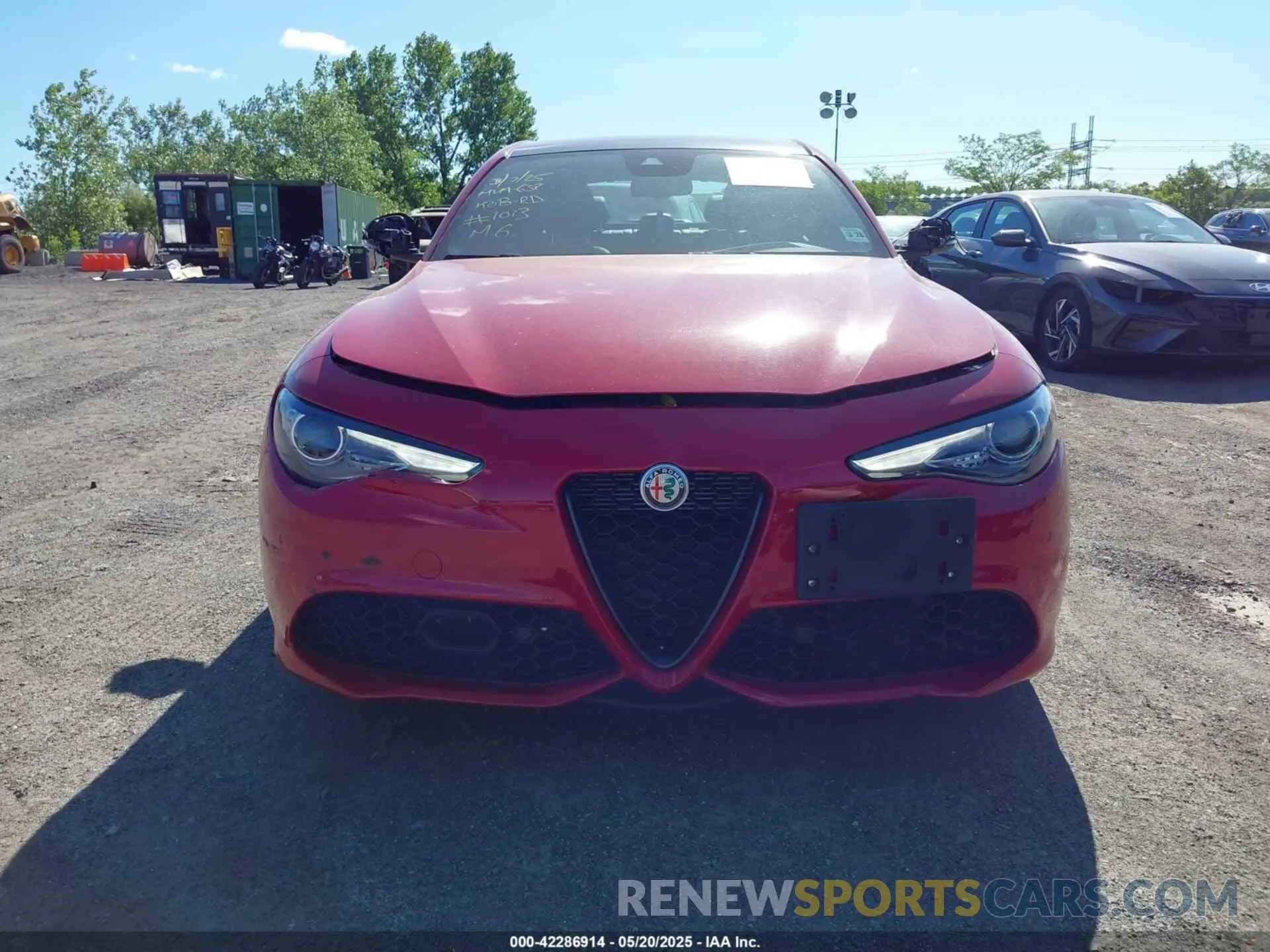 12 Фотография поврежденного автомобиля ZARFANAN0P7671013 ALFA ROMEO GIULIA 2023