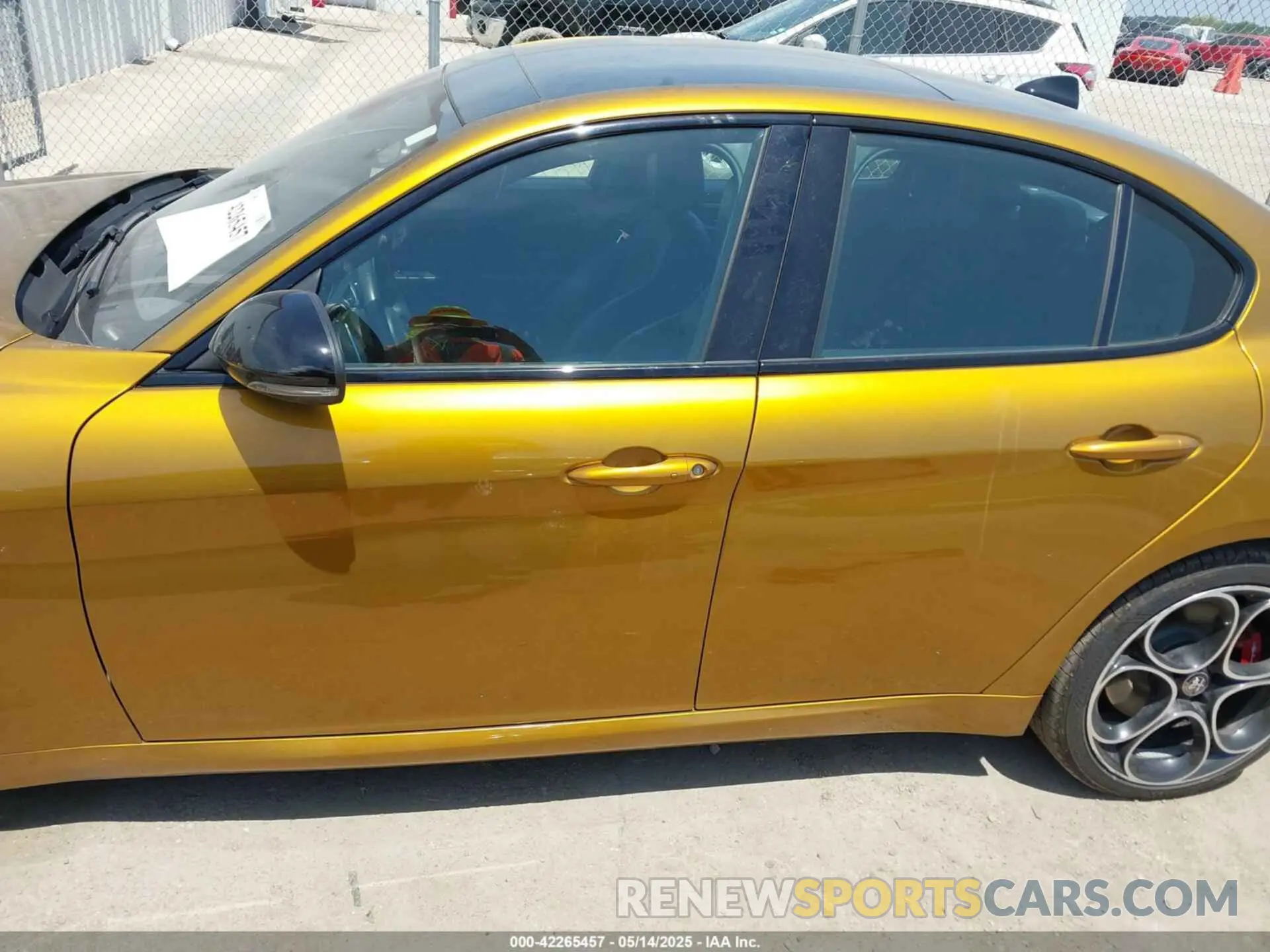 14 Фотография поврежденного автомобиля ZARFANBN6P7670771 ALFA ROMEO GIULIA 2023