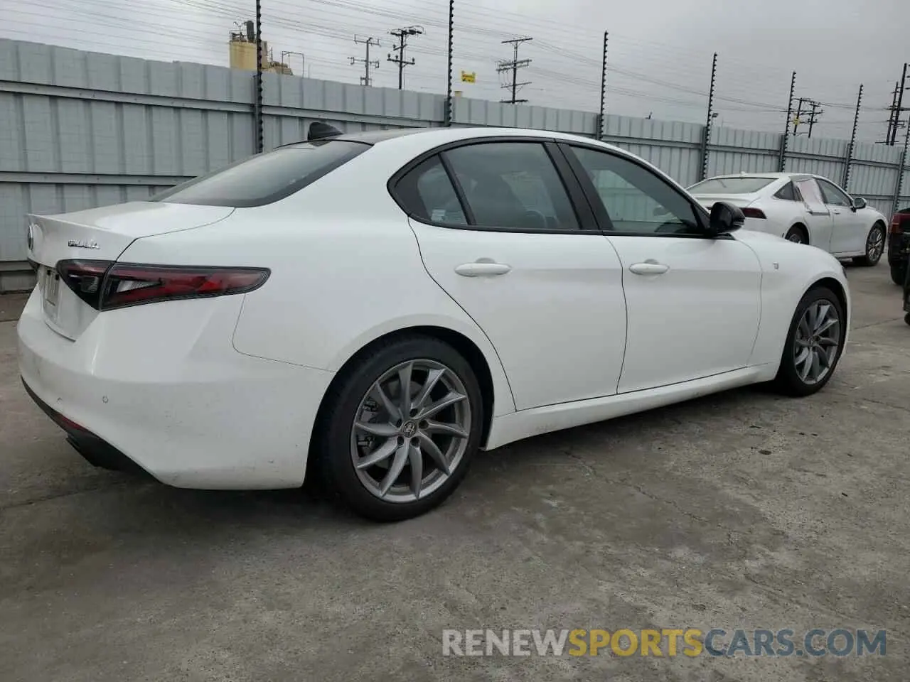 3 Photograph of a damaged car ZARFAMBN4R7684973 ALFA ROMEO GIULIA 2024