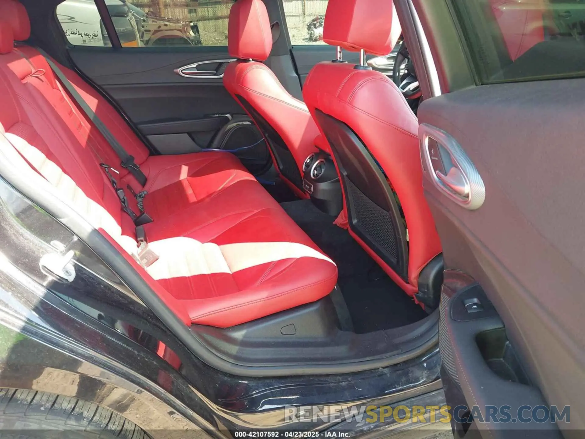 8 Фотография поврежденного автомобиля ZARFANBN6R7677934 ALFA ROMEO GIULIA 2024