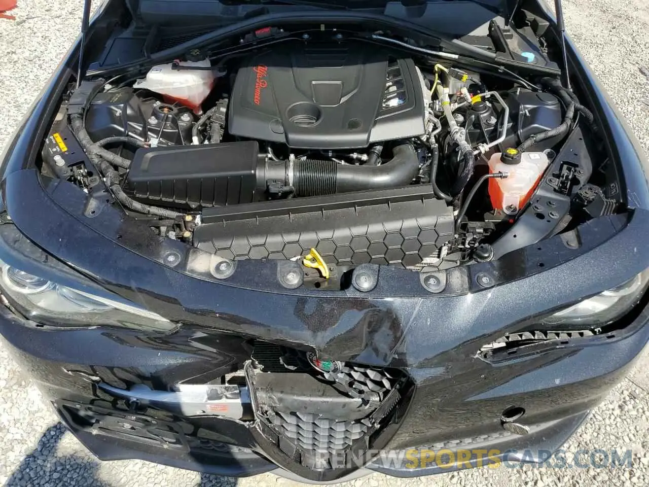 11 Photograph of a damaged car ZARFAMBN1N7660074 ALFA ROMEO GIULIA SUP 2022