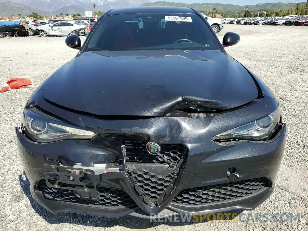 5 Photograph of a damaged car ZARFAMBN1N7660074 ALFA ROMEO GIULIA SUP 2022