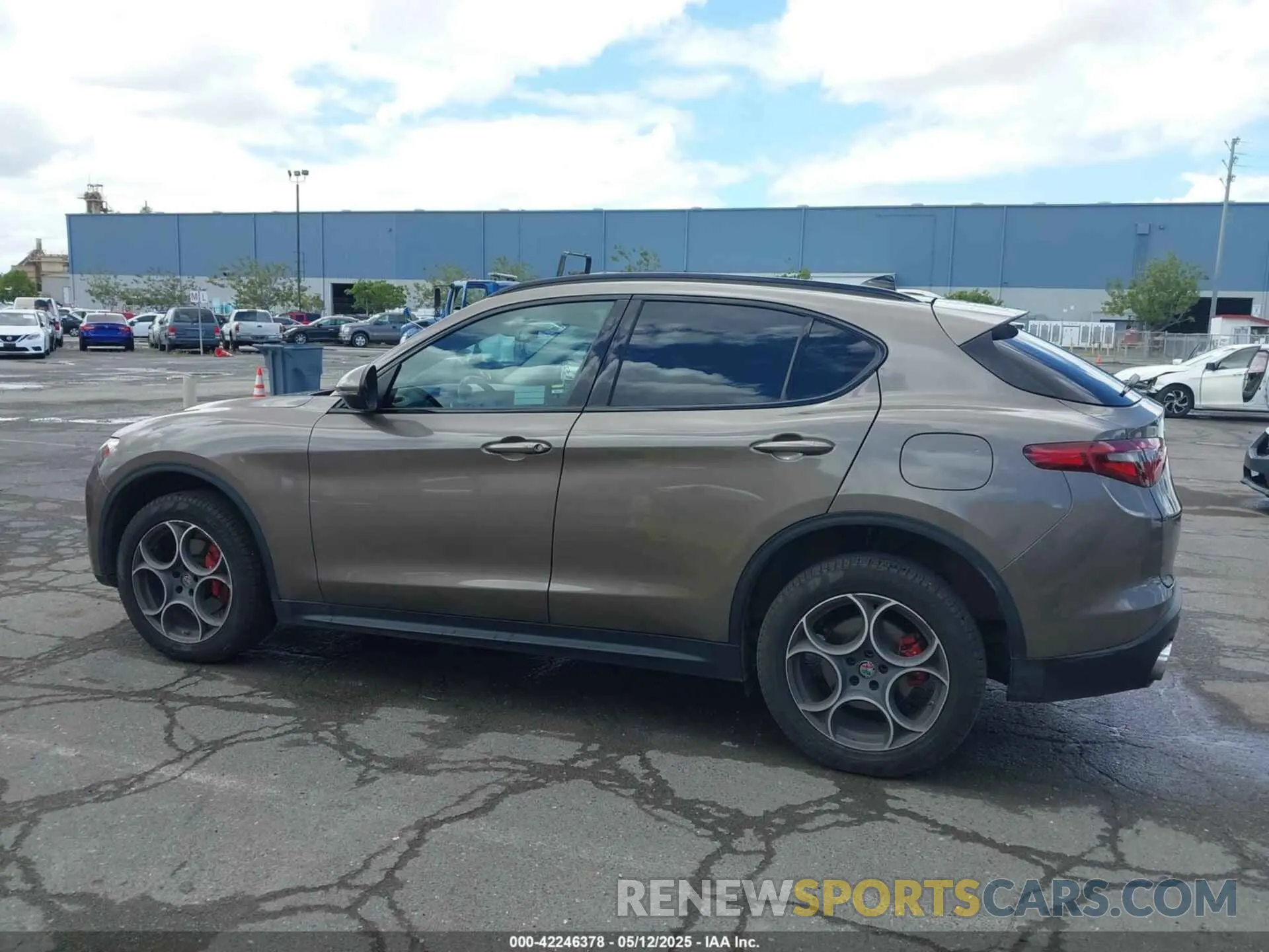 14 Photograph of a damaged car ZASPAJAN2K7C48523 ALFA ROMEO STELVIO 2019