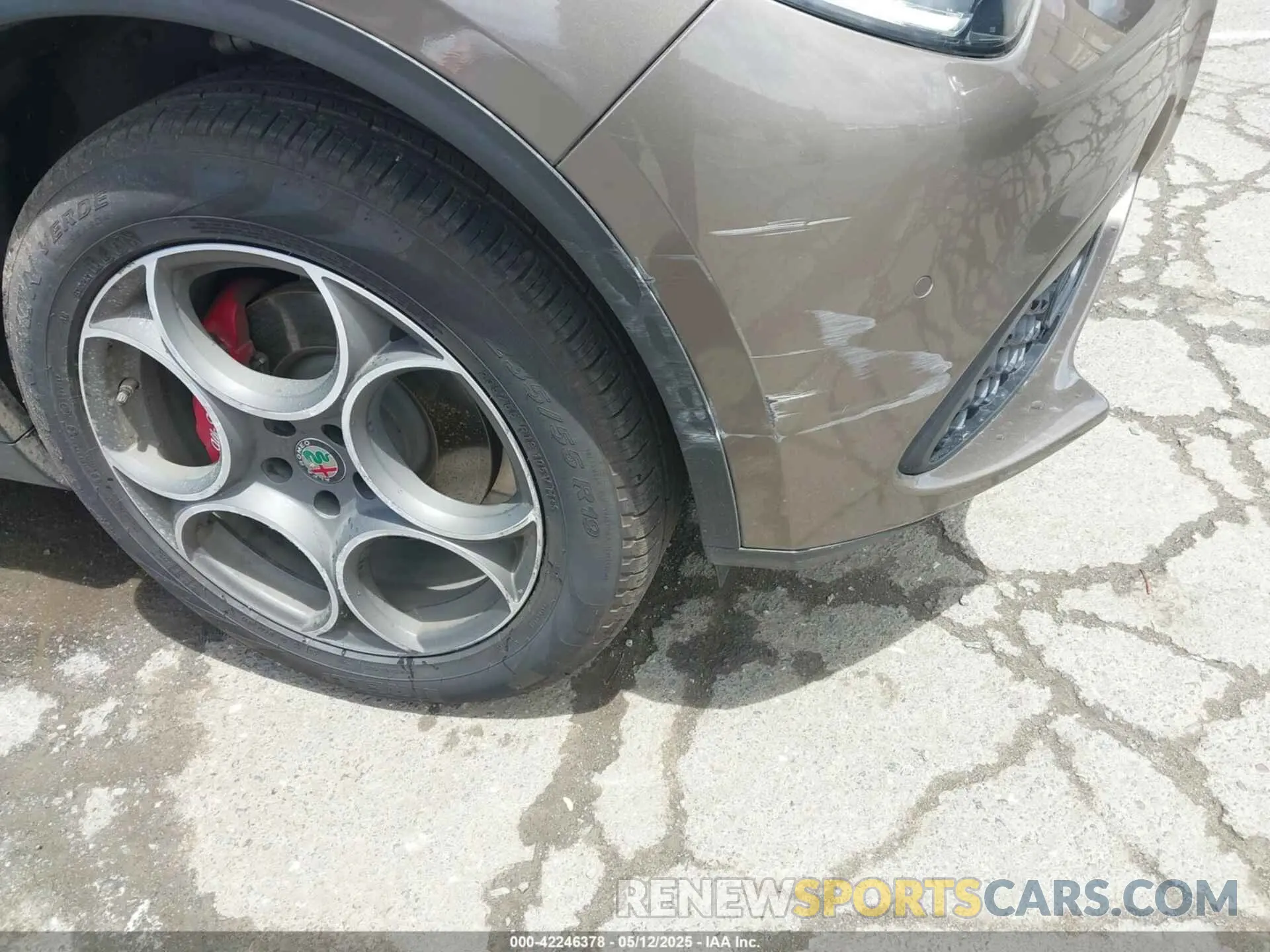 6 Photograph of a damaged car ZASPAJAN2K7C48523 ALFA ROMEO STELVIO 2019