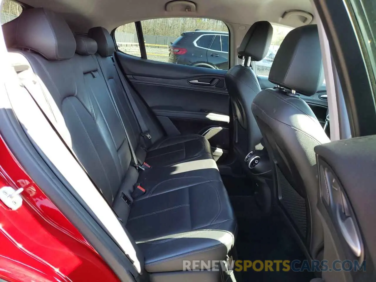 11 Photograph of a damaged car ZASPAJAN2K7C49106 ALFA ROMEO STELVIO 2019