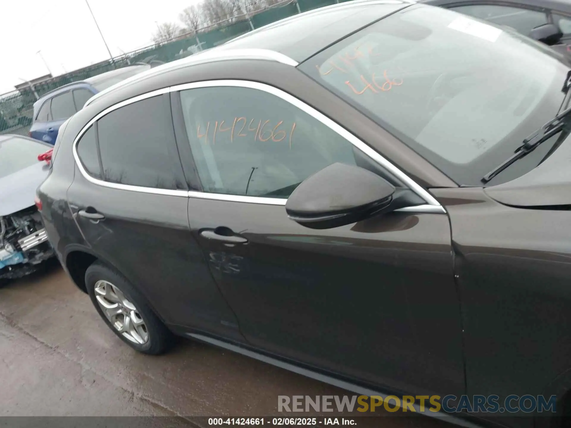 13 Photograph of a damaged car ZASPAKAN1K7C42038 ALFA ROMEO STELVIO 2019