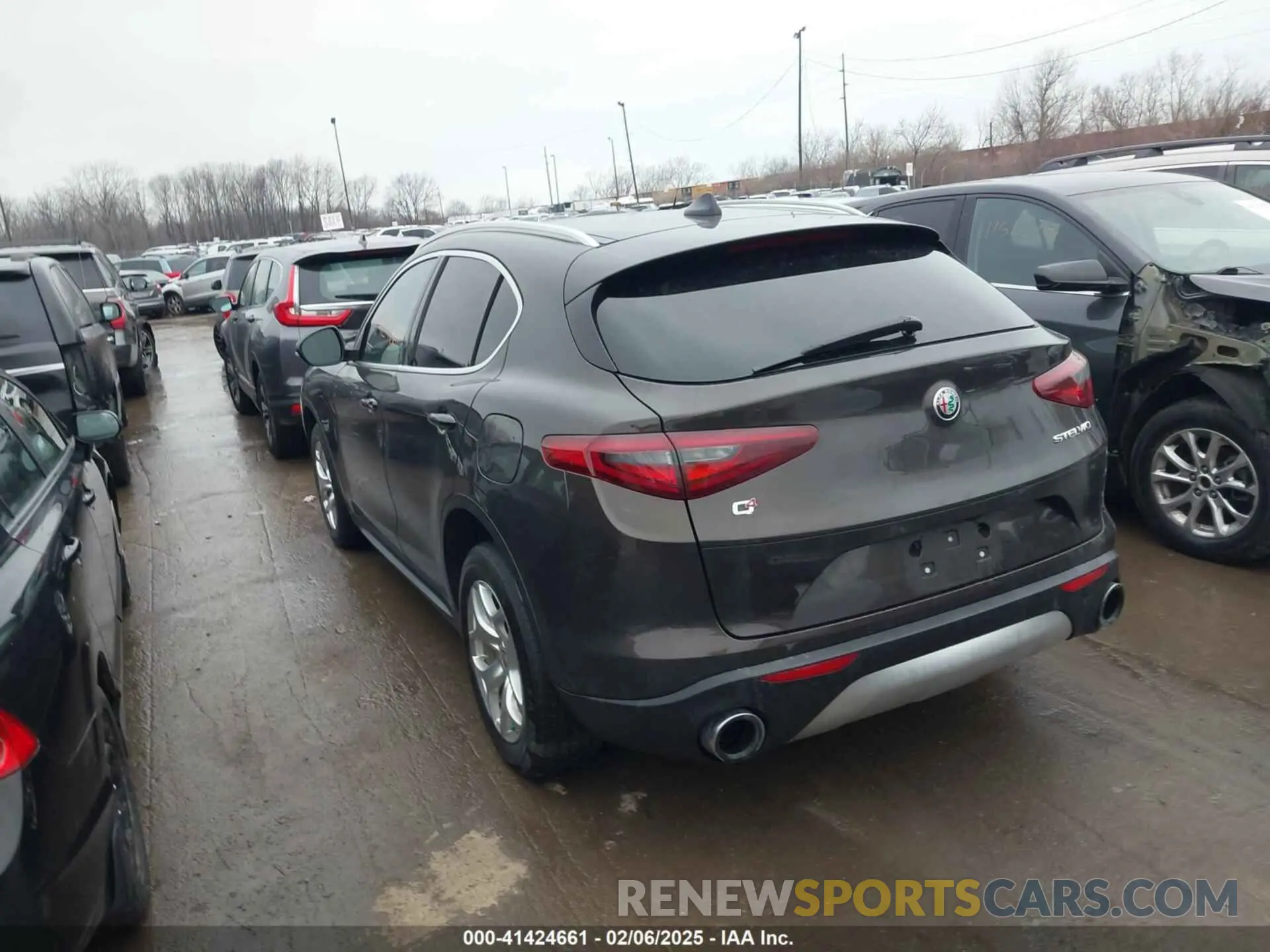 3 Photograph of a damaged car ZASPAKAN1K7C42038 ALFA ROMEO STELVIO 2019