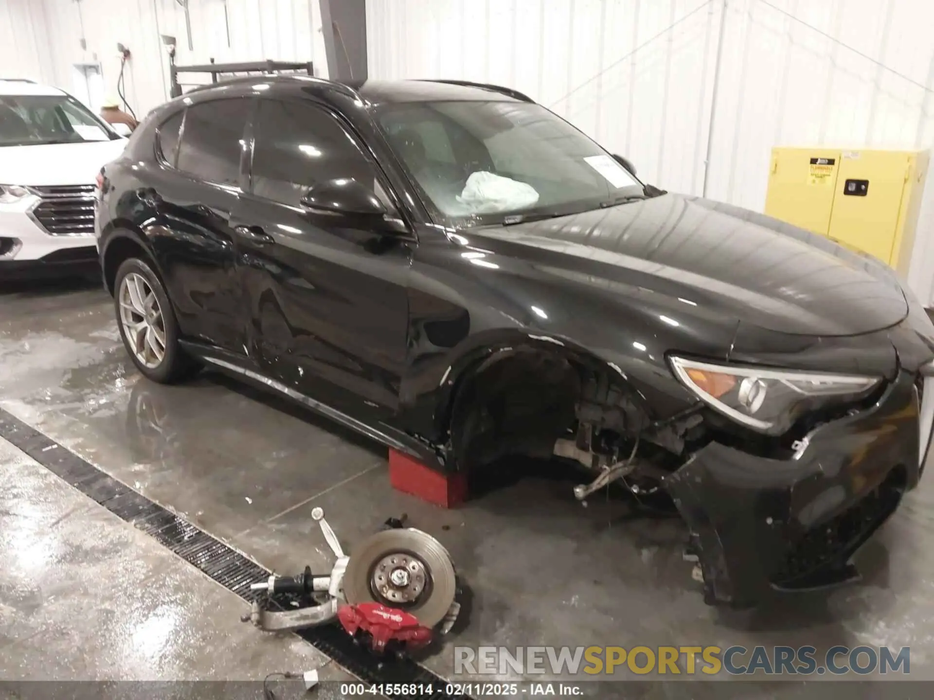 6 Photograph of a damaged car ZASPAKBN3K7C71569 ALFA ROMEO STELVIO 2019