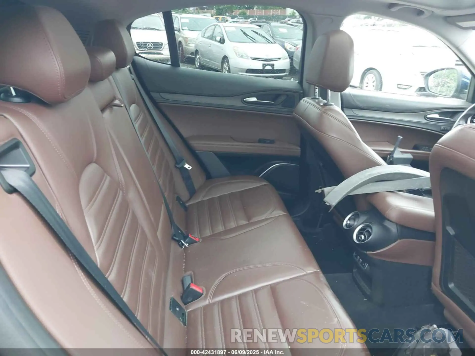8 Photograph of a damaged car ZASPAKBN5K7C58905 ALFA ROMEO STELVIO 2019