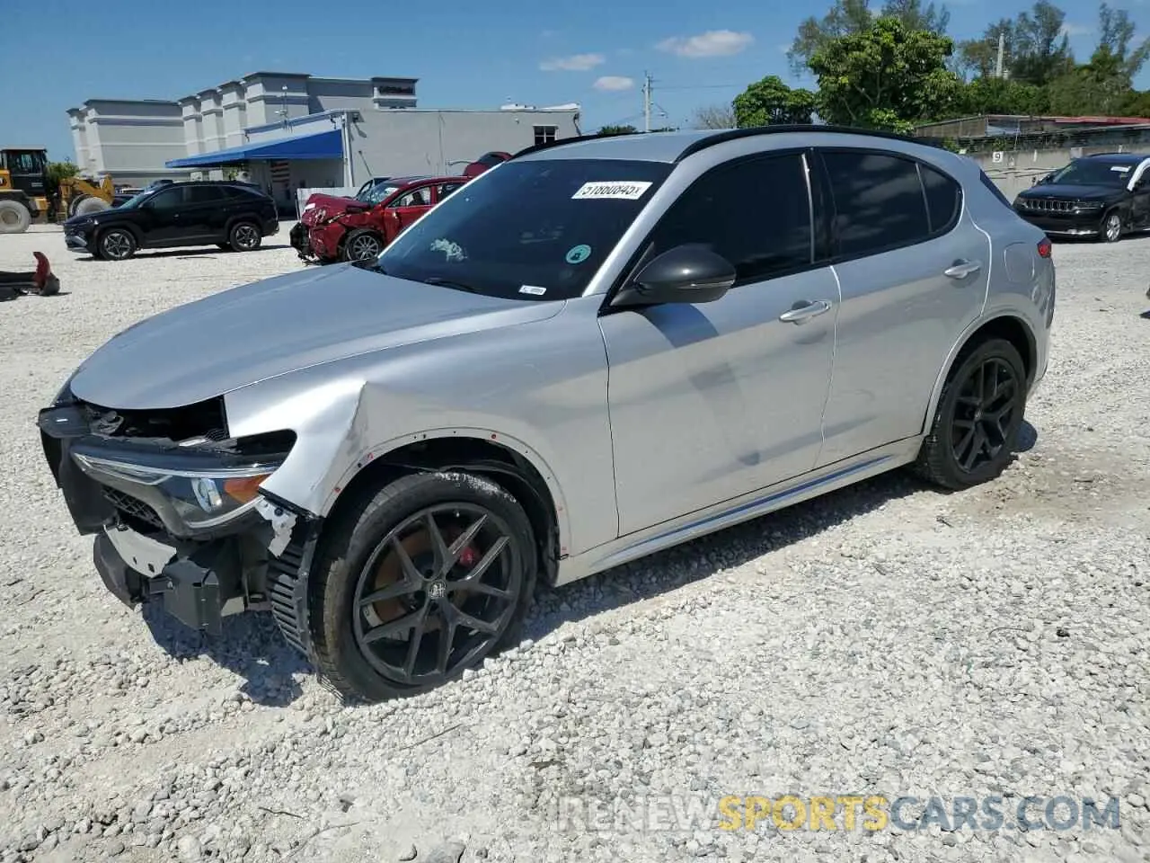 1 Photograph of a damaged car ZASPAJAN2L7C83628 ALFA ROMEO STELVIO 2020