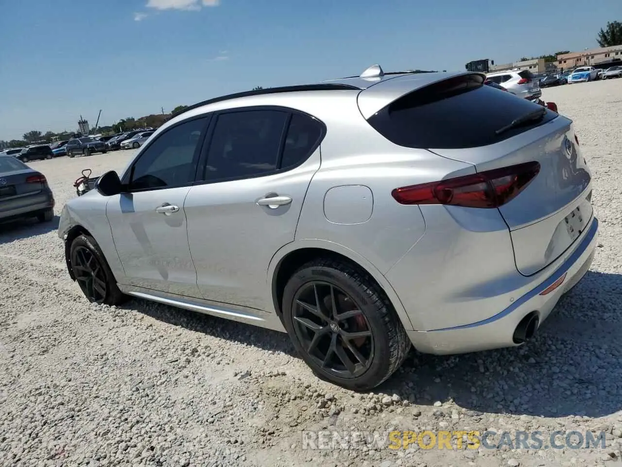 2 Photograph of a damaged car ZASPAJAN2L7C83628 ALFA ROMEO STELVIO 2020