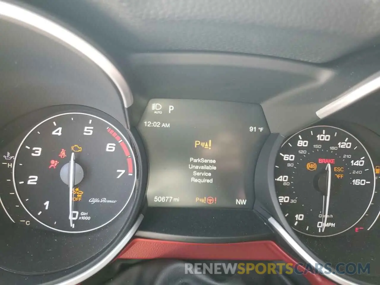 9 Photograph of a damaged car ZASPAJAN2L7C83628 ALFA ROMEO STELVIO 2020