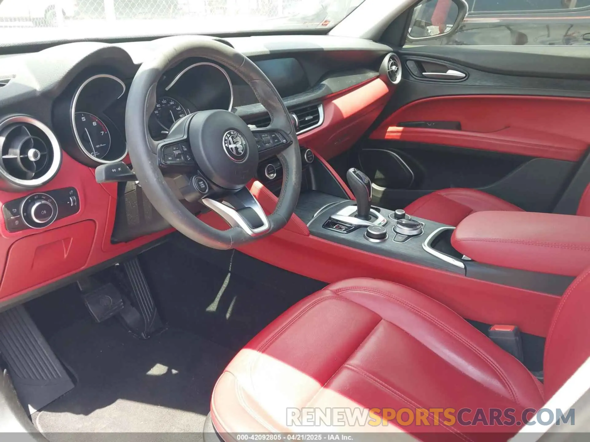 5 Фотография поврежденного автомобиля ZASPAJAN2L7C92443 ALFA ROMEO STELVIO 2020