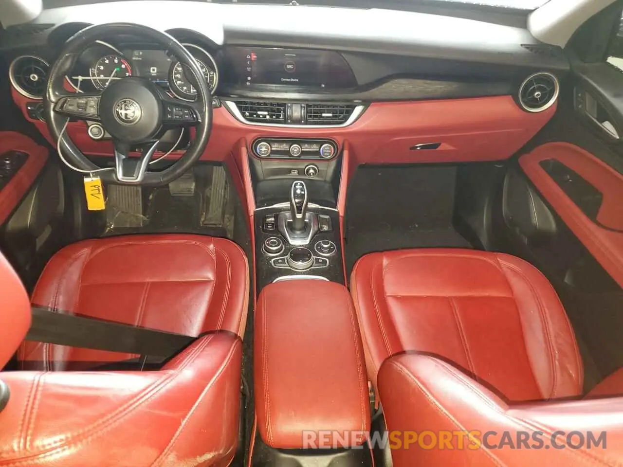8 Photograph of a damaged car ZASPAJAN2L7C94032 ALFA ROMEO STELVIO 2020