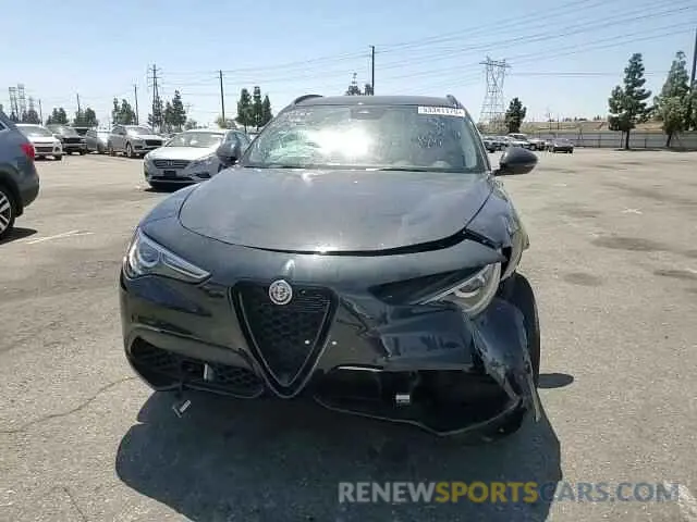 13 Photograph of a damaged car ZASPAJAN5L7C94798 ALFA ROMEO STELVIO 2020