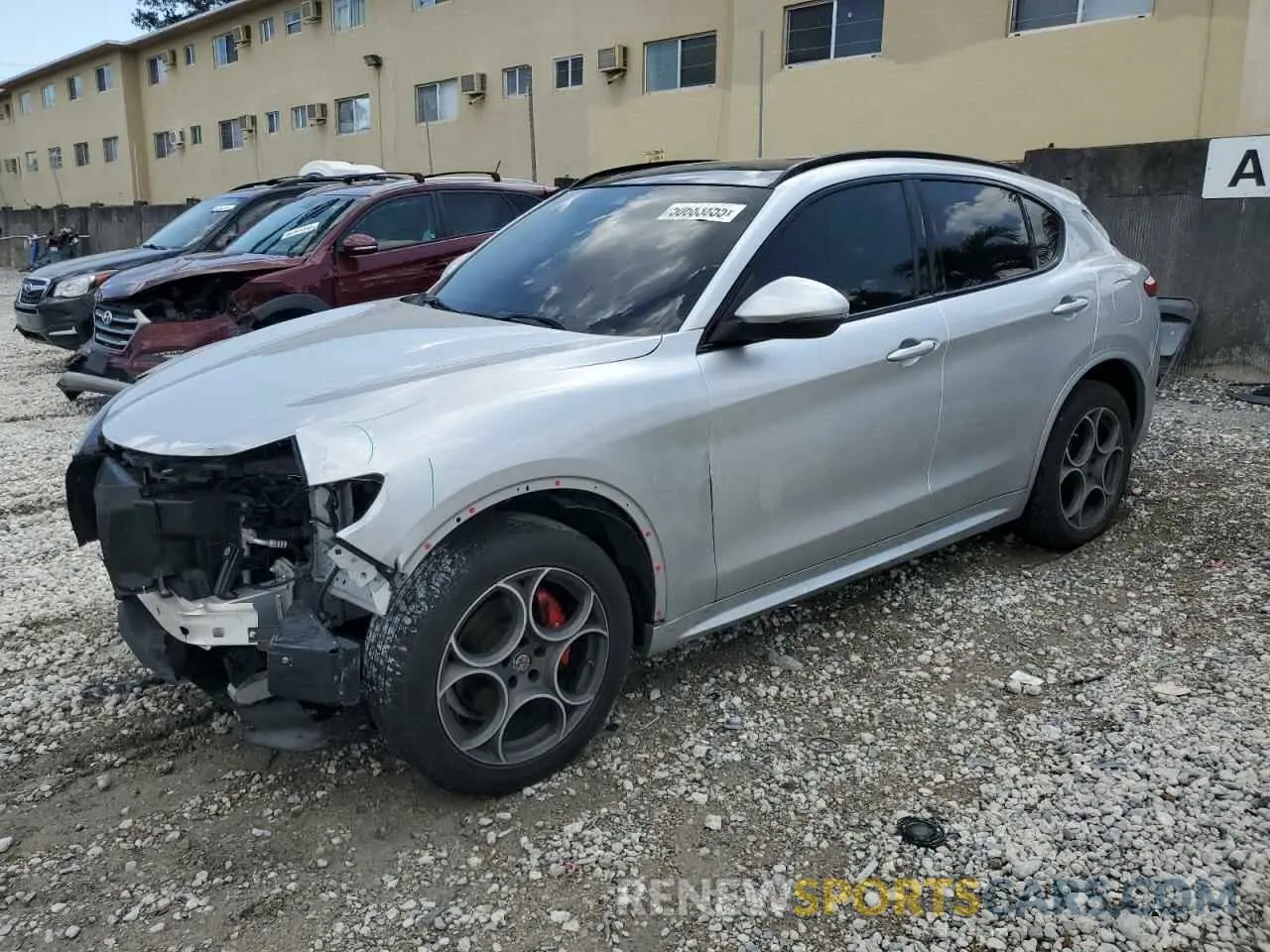 1 Фотография поврежденного автомобиля ZASPAJANXL7C99530 ALFA ROMEO STELVIO 2020