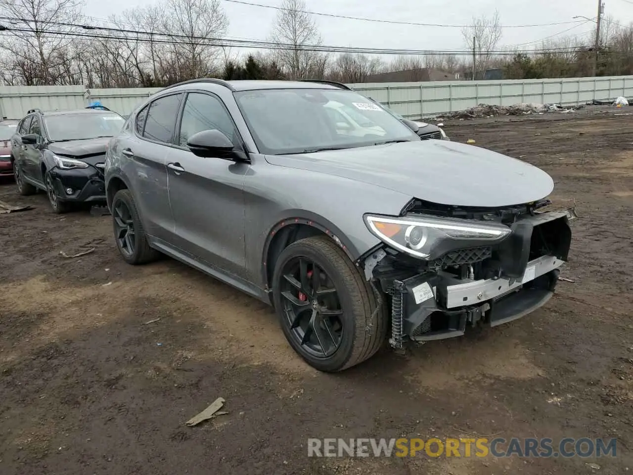 4 Photograph of a damaged car ZASPAKAN6L7C95545 ALFA ROMEO STELVIO 2020