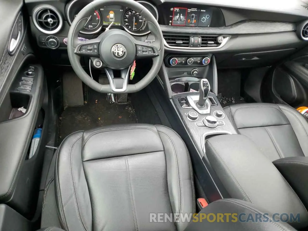 8 Photograph of a damaged car ZASPAKAN6L7C95545 ALFA ROMEO STELVIO 2020