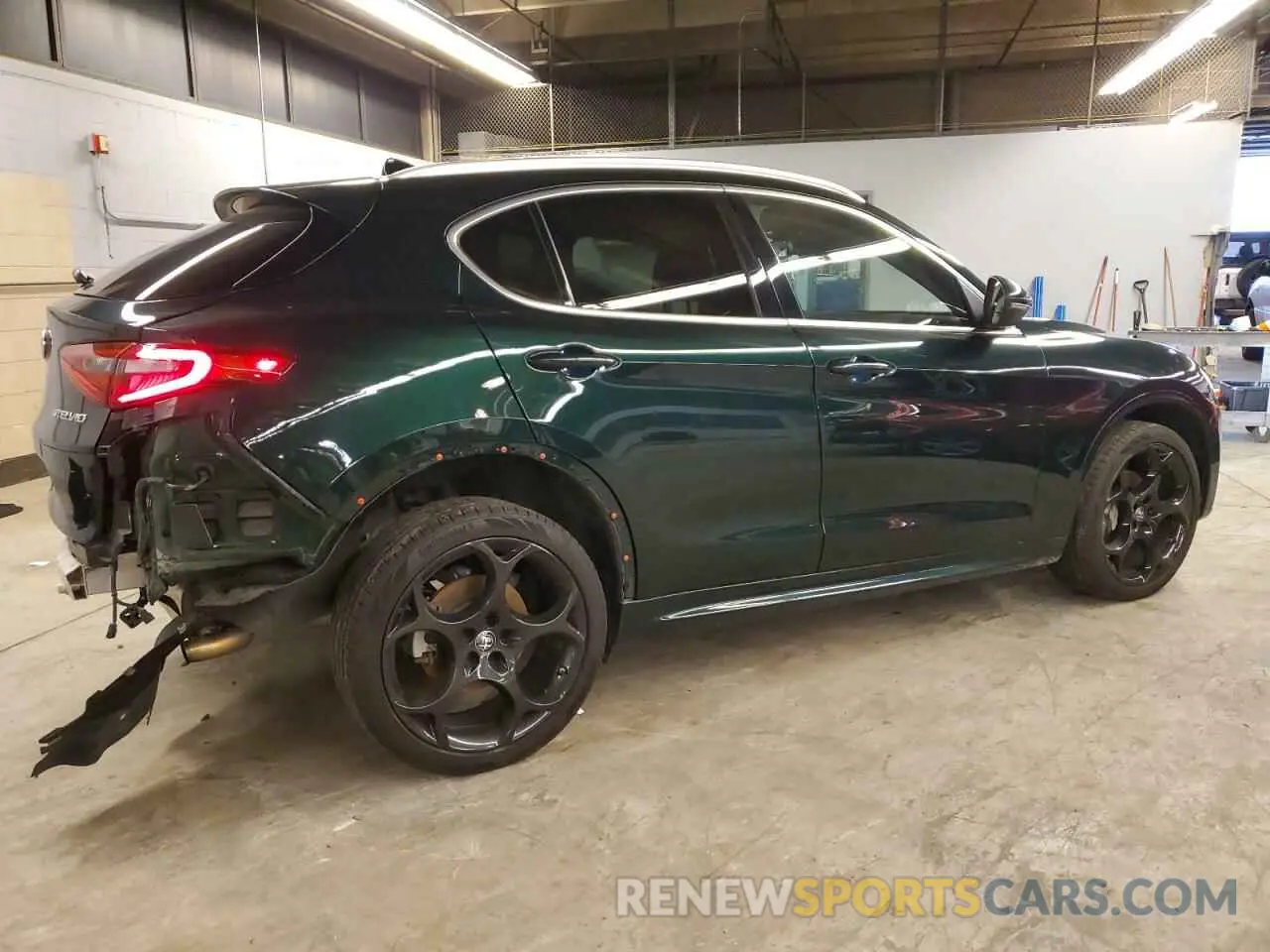 3 Photograph of a damaged car ZASPAKBN5L7C92294 ALFA ROMEO STELVIO 2020