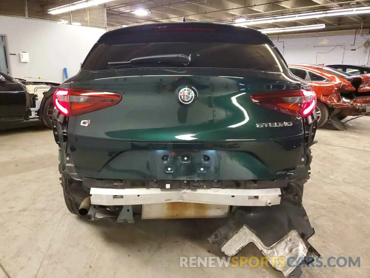 6 Photograph of a damaged car ZASPAKBN5L7C92294 ALFA ROMEO STELVIO 2020