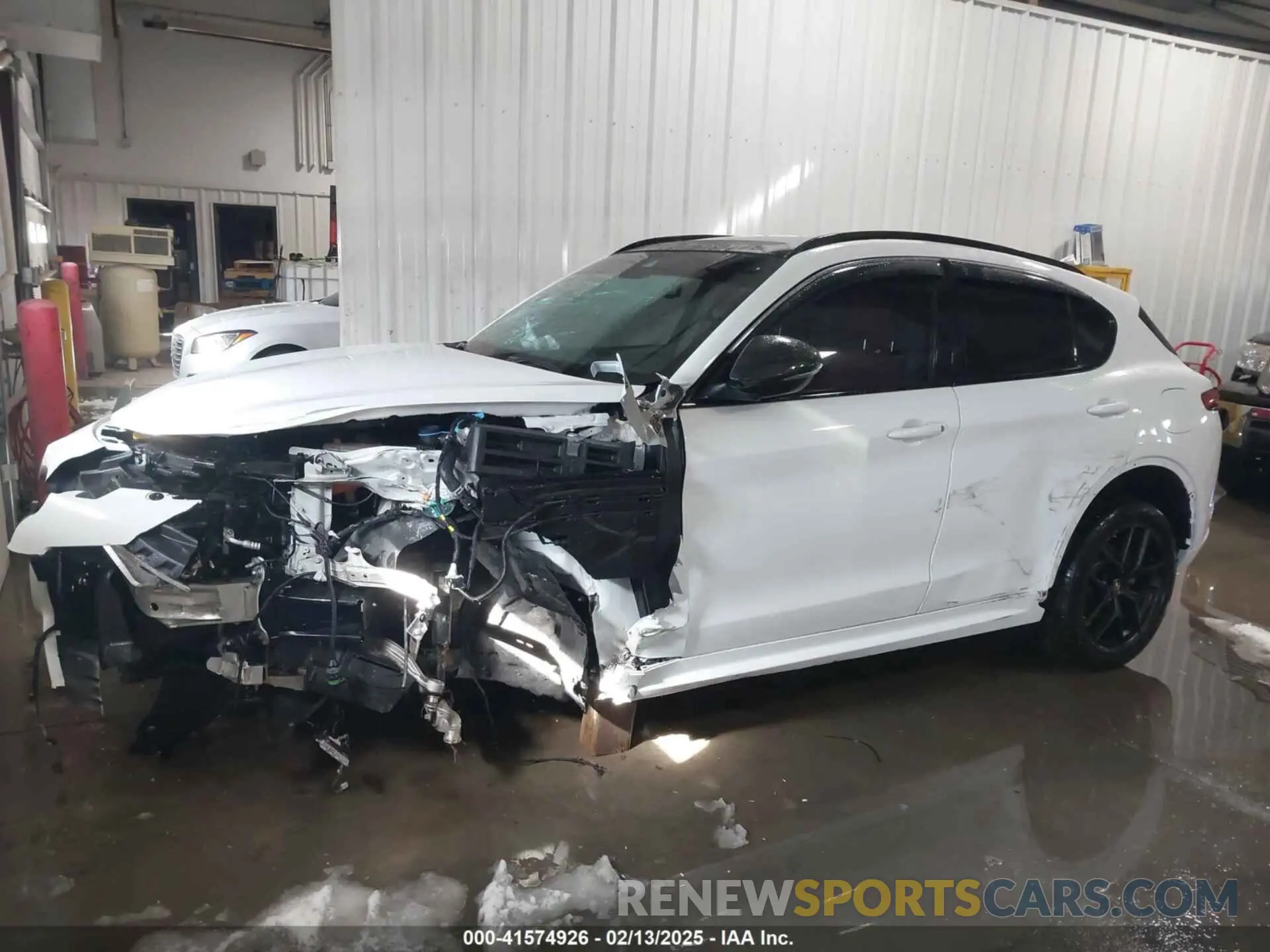 15 Photograph of a damaged car ZASPAJAN8M7D15239 ALFA ROMEO STELVIO 2021