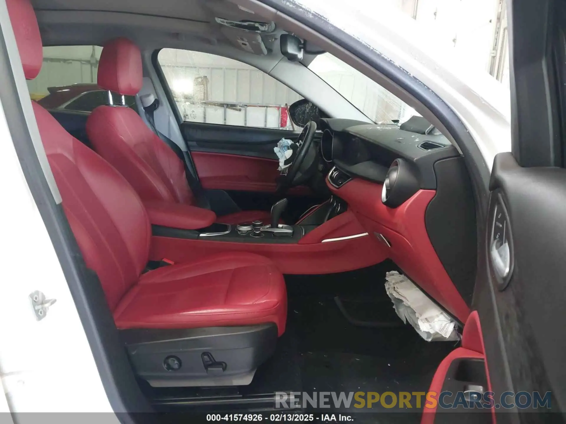 5 Photograph of a damaged car ZASPAJAN8M7D15239 ALFA ROMEO STELVIO 2021