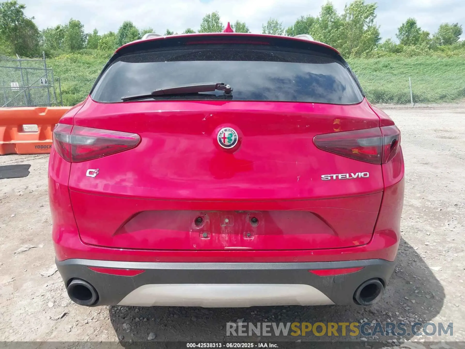 16 Photograph of a damaged car ZASPAKAN8M7D09396 ALFA ROMEO STELVIO 2021
