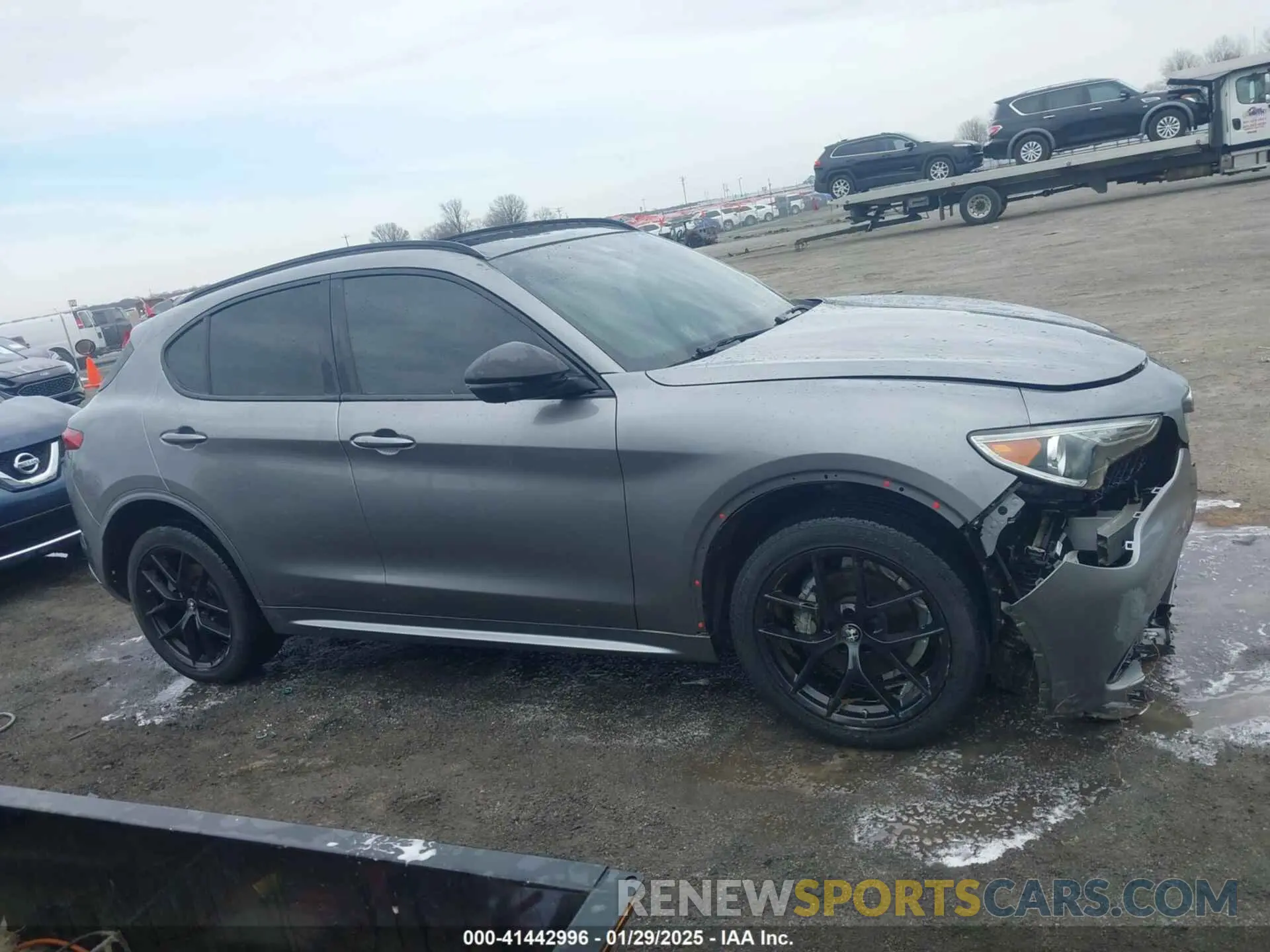 13 Photograph of a damaged car ZASPAKBN0M7D15255 ALFA ROMEO STELVIO 2021