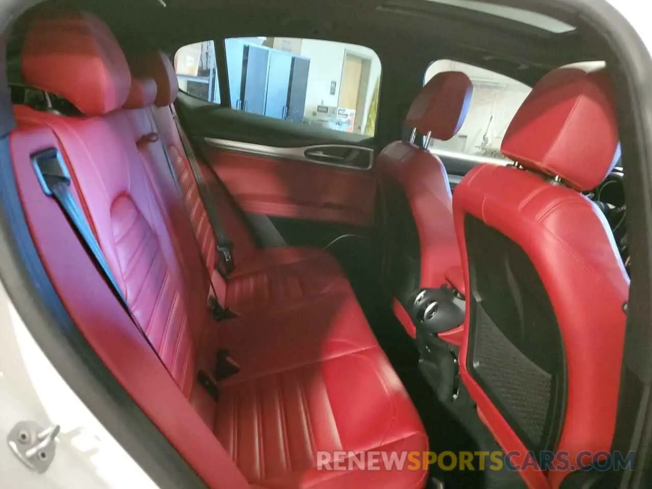 11 Photograph of a damaged car ZASPAKBN4M7D00807 ALFA ROMEO STELVIO 2021
