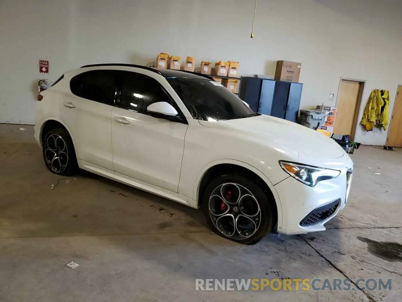 4 Photograph of a damaged car ZASPAKBN4M7D00807 ALFA ROMEO STELVIO 2021