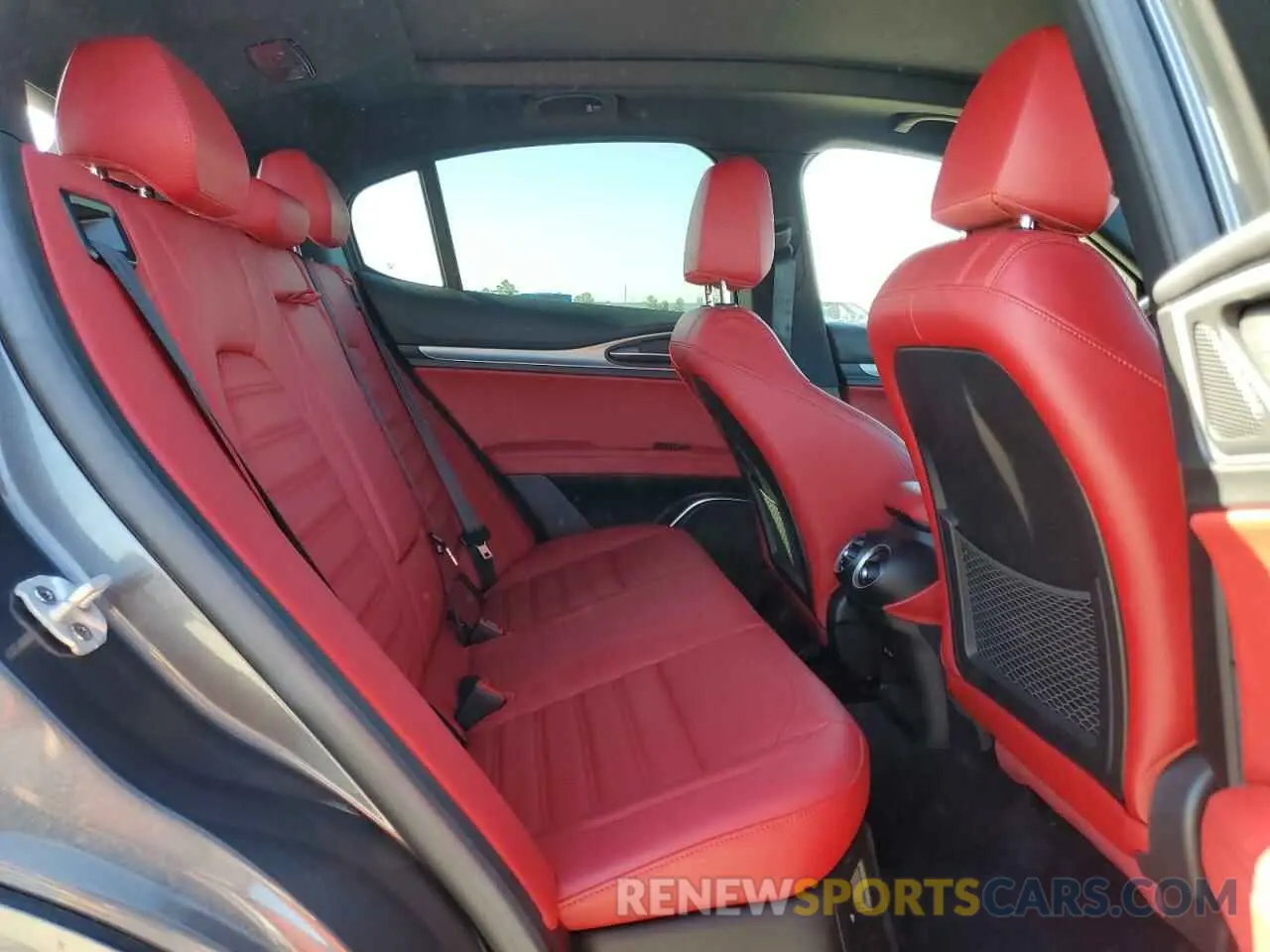 11 Фотография поврежденного автомобиля ZASPAKBN4M7D18255 ALFA ROMEO STELVIO 2021