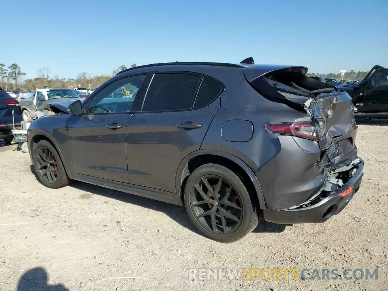 2 Фотография поврежденного автомобиля ZASPAKBN4M7D18255 ALFA ROMEO STELVIO 2021
