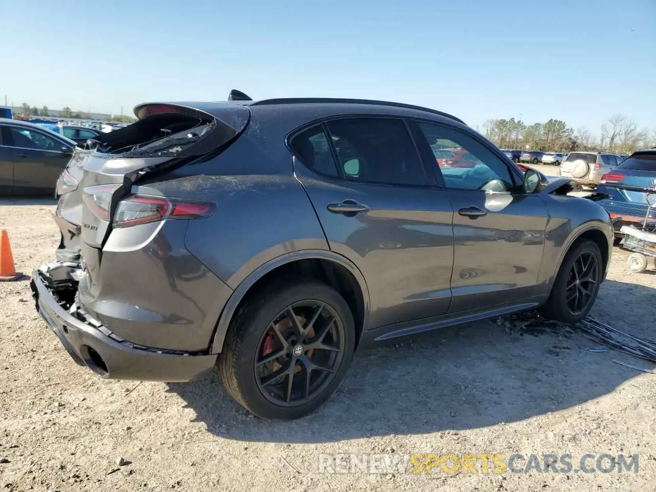 3 Фотография поврежденного автомобиля ZASPAKBN4M7D18255 ALFA ROMEO STELVIO 2021