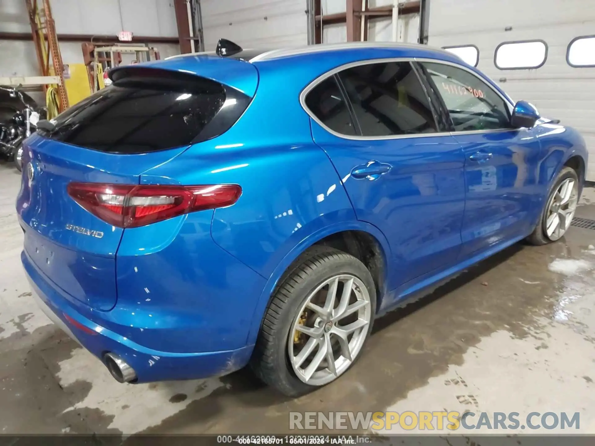 4 Photograph of a damaged car ZASPAKBN8M7D10403 ALFA ROMEO STELVIO 2021