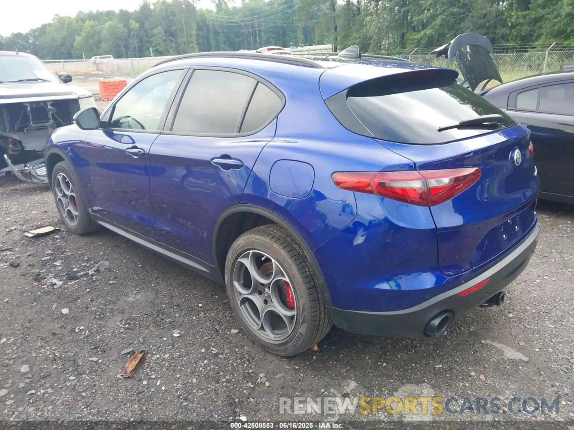 3 Photograph of a damaged car ZASPAJAN9N7D37137 ALFA ROMEO STELVIO 2022
