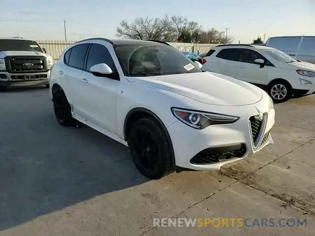 11 Photograph of a damaged car ZASPAKBN8N7D38381 ALFA ROMEO STELVIO 2022