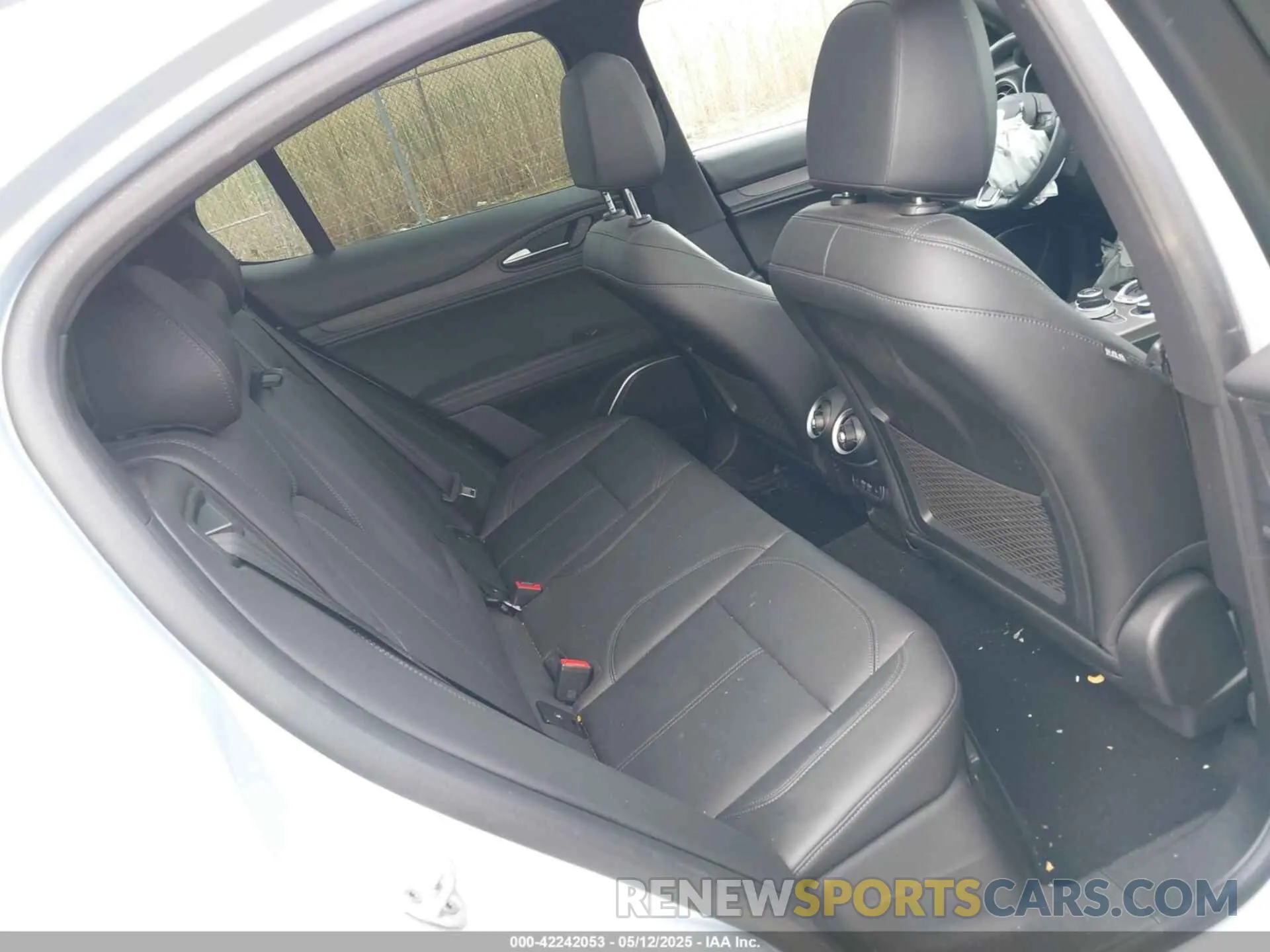 8 Фотография поврежденного автомобиля ZASPAKBN6P7D57689 ALFA ROMEO STELVIO 2023