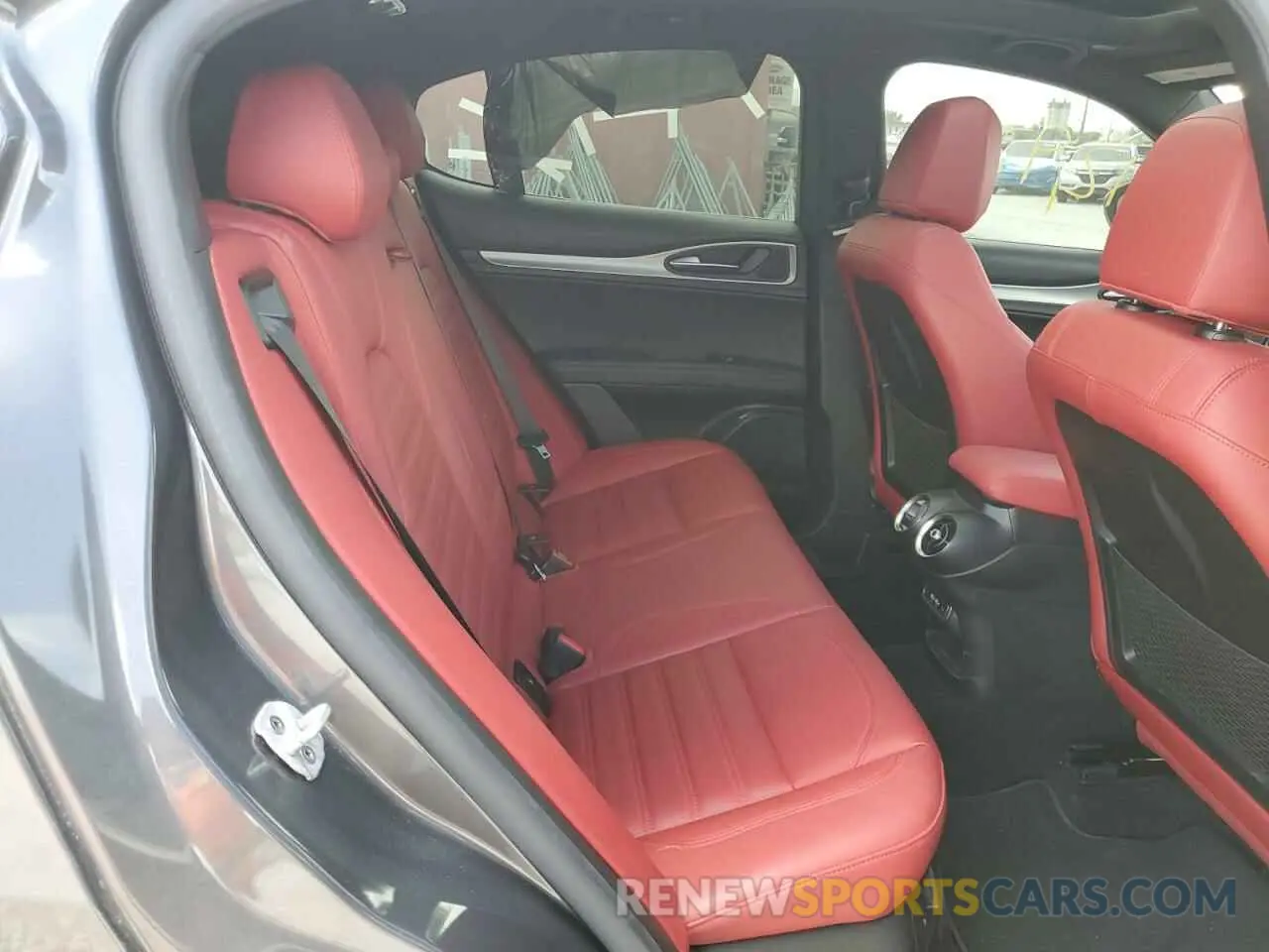 10 Photograph of a damaged car ZASPAKBN0R7D75236 ALFA ROMEO STELVIO 2024